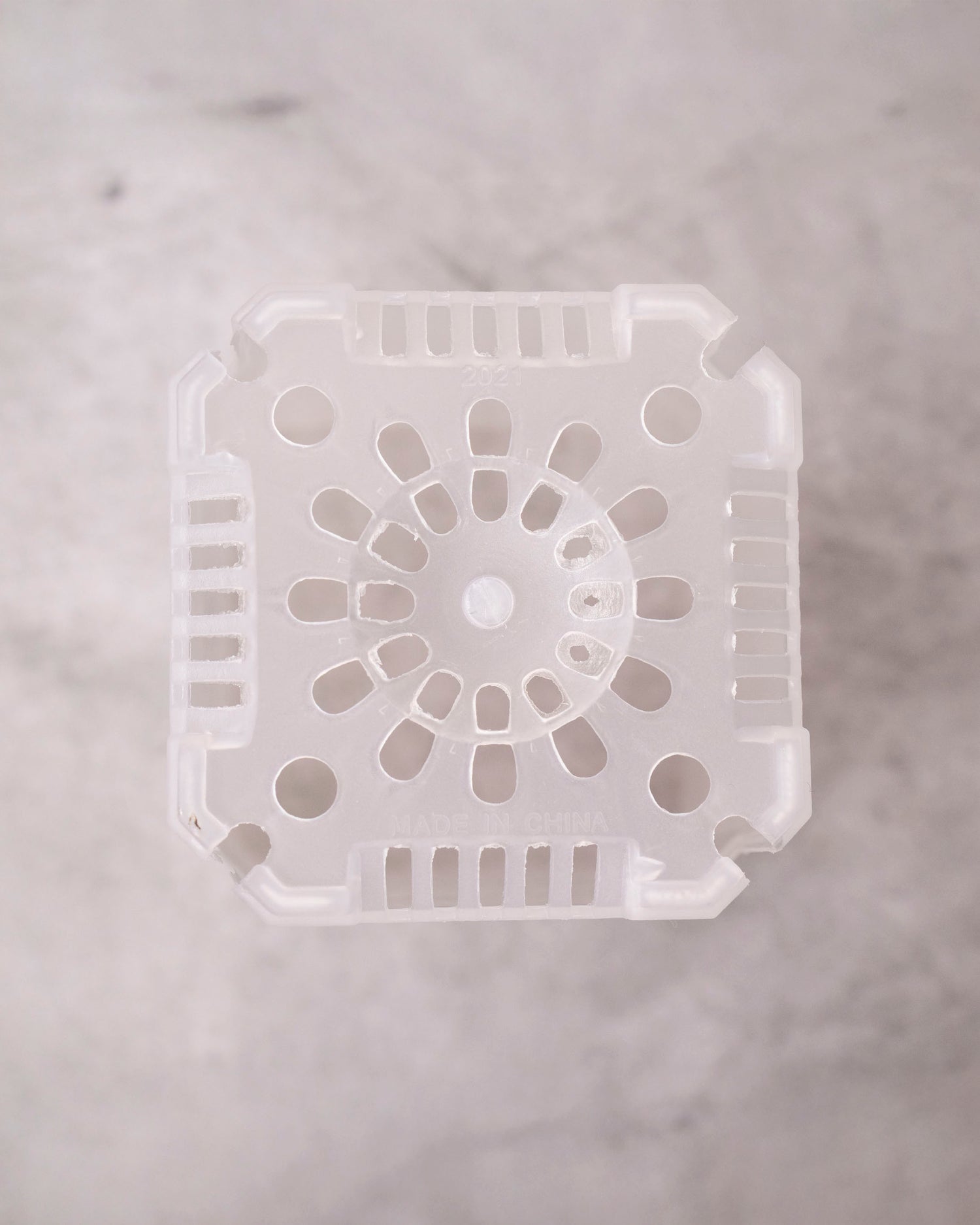 White Pot 2.75 Inch x 3.75 Inch